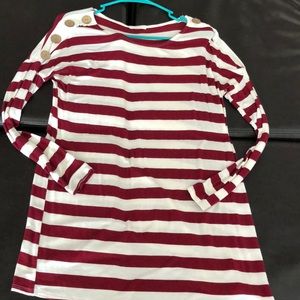 Piko style button detail top